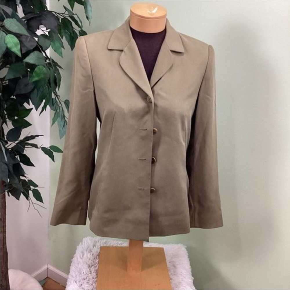 Due per due olive blazer petite collection woman’s size 8 petite